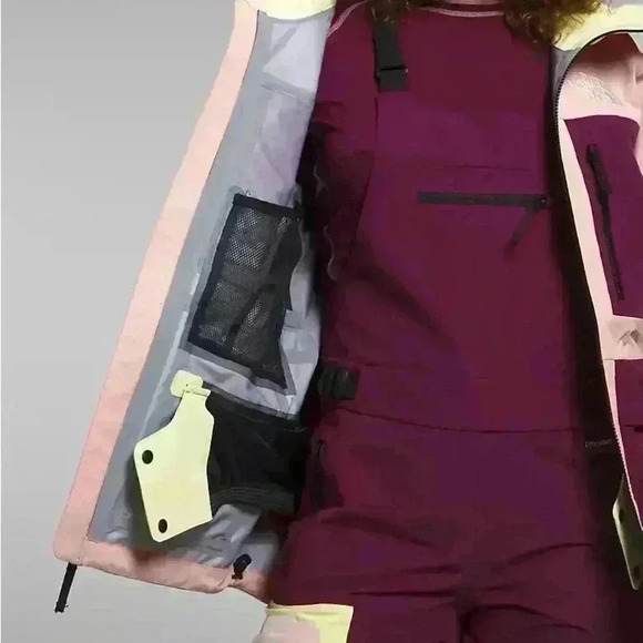 The North Face Women’s Dragline Jacket, Small - Picture 14 of 15